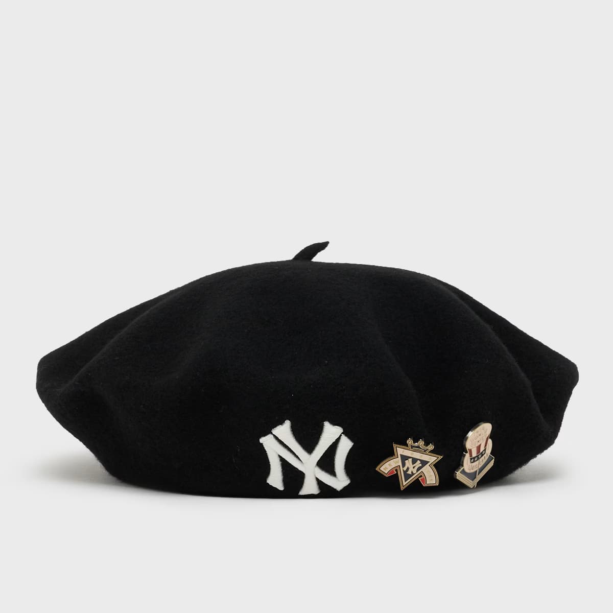 MLB Cooperstown Pin New York Yankees Beret by New Era