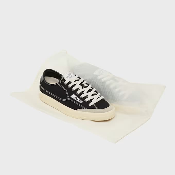Windscape Low Canvas 15