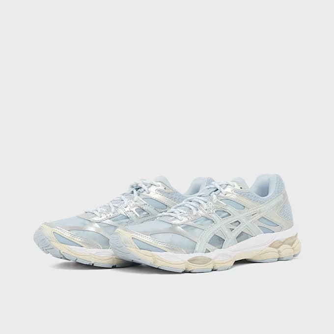 Wmns Gel-Cumulus 16 9