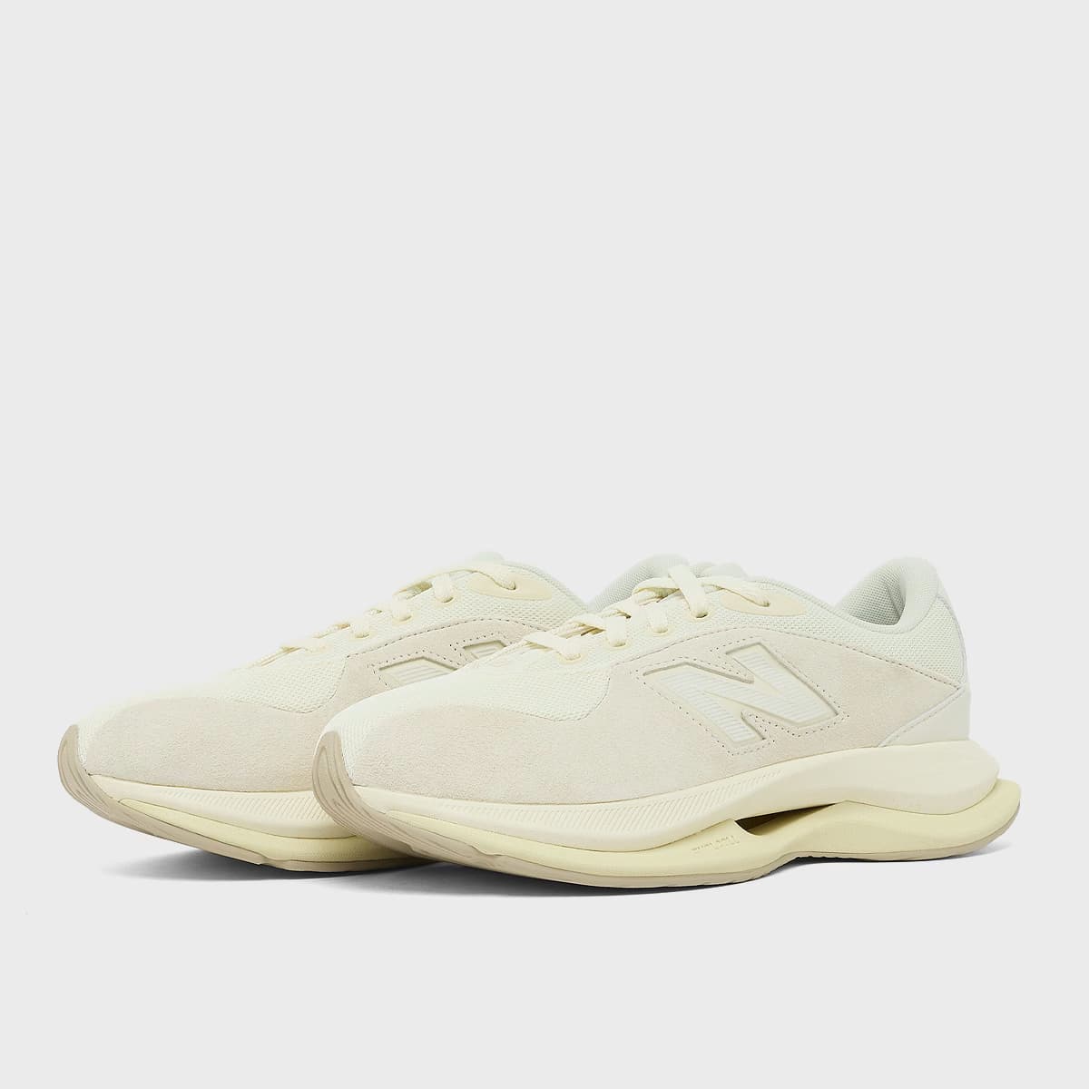 TF100 (UTFOA4U0) by New Balance