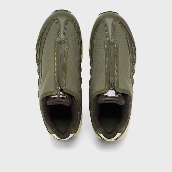 Air Max 95 Zip SP "Medium Olive" 12