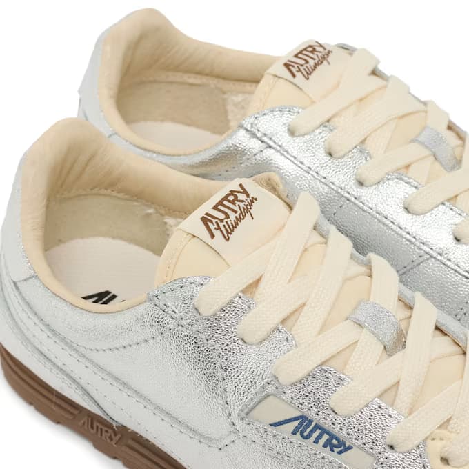 Wmns Windspin Low 15