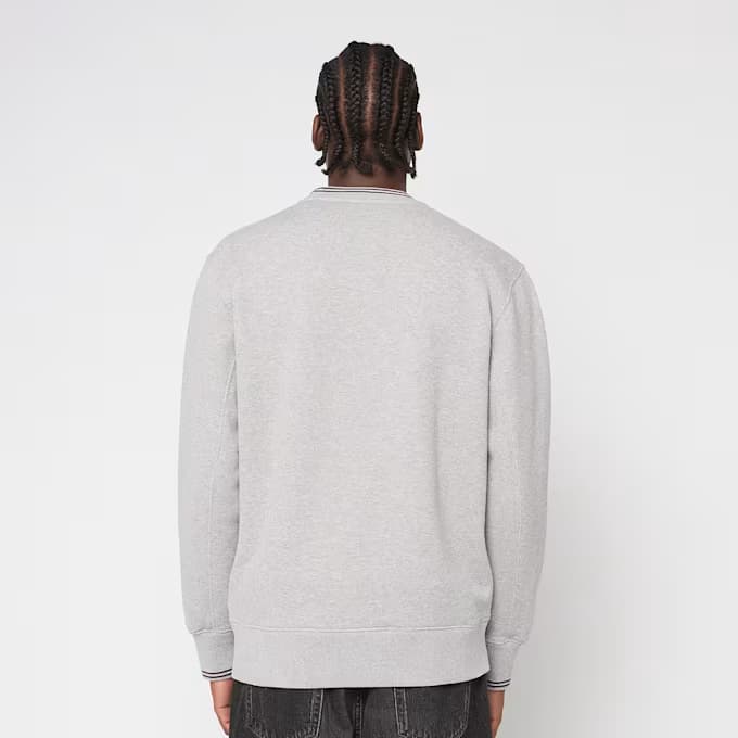 Sweatshirt 10