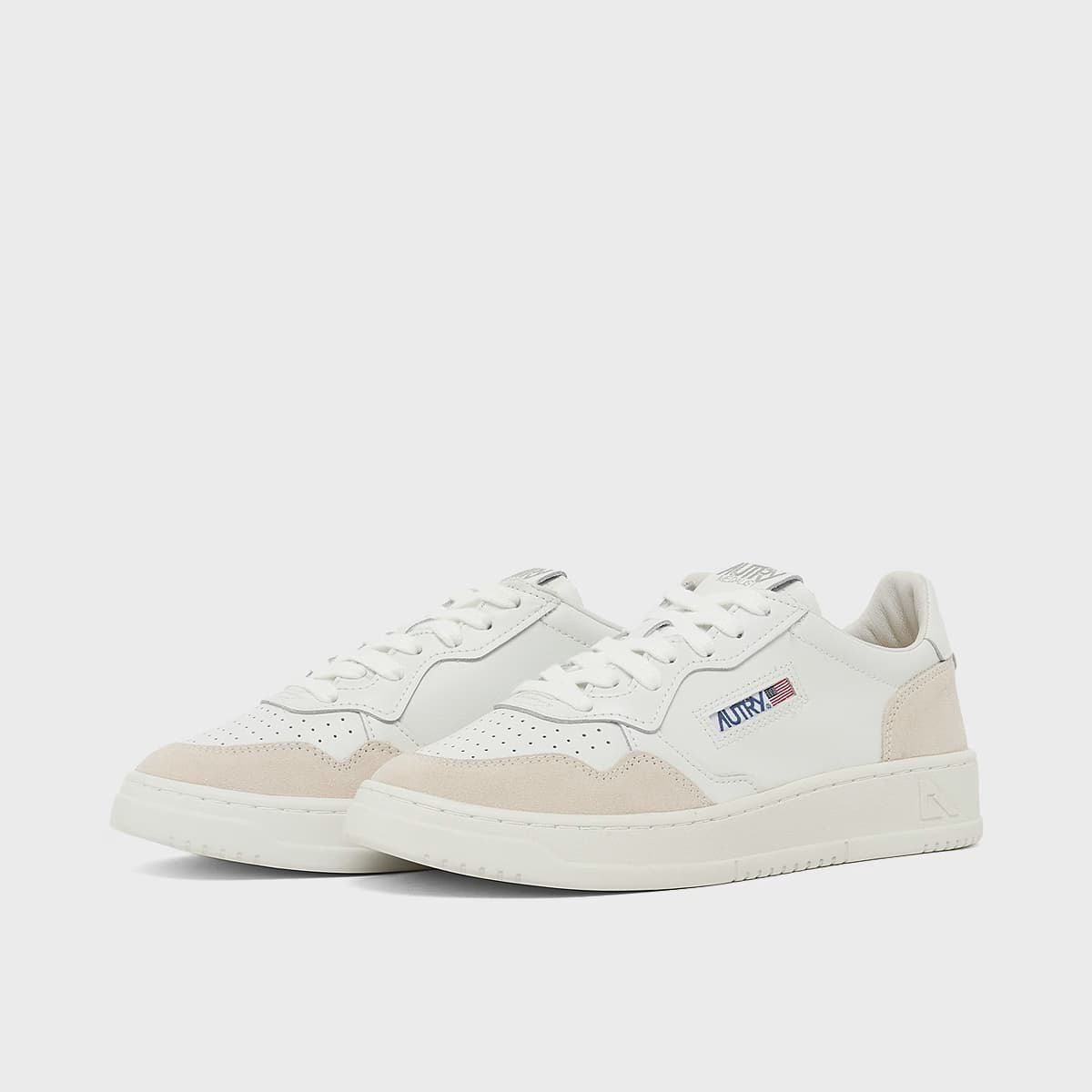 Wmns Medalist Low LS30 by Autry