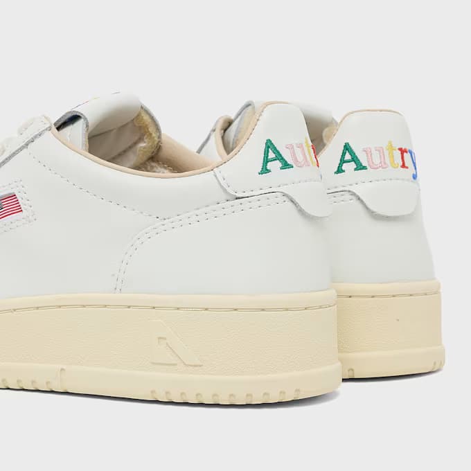 Wmns Medalist Low 13