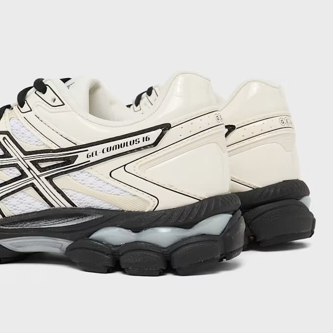Wmns Gel-Cumulus 16 13