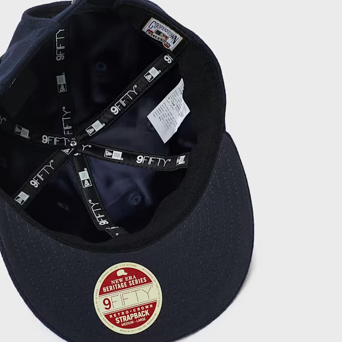 MLB Heritage New York Yankees Retro Crown 9FIFTY Cap 10