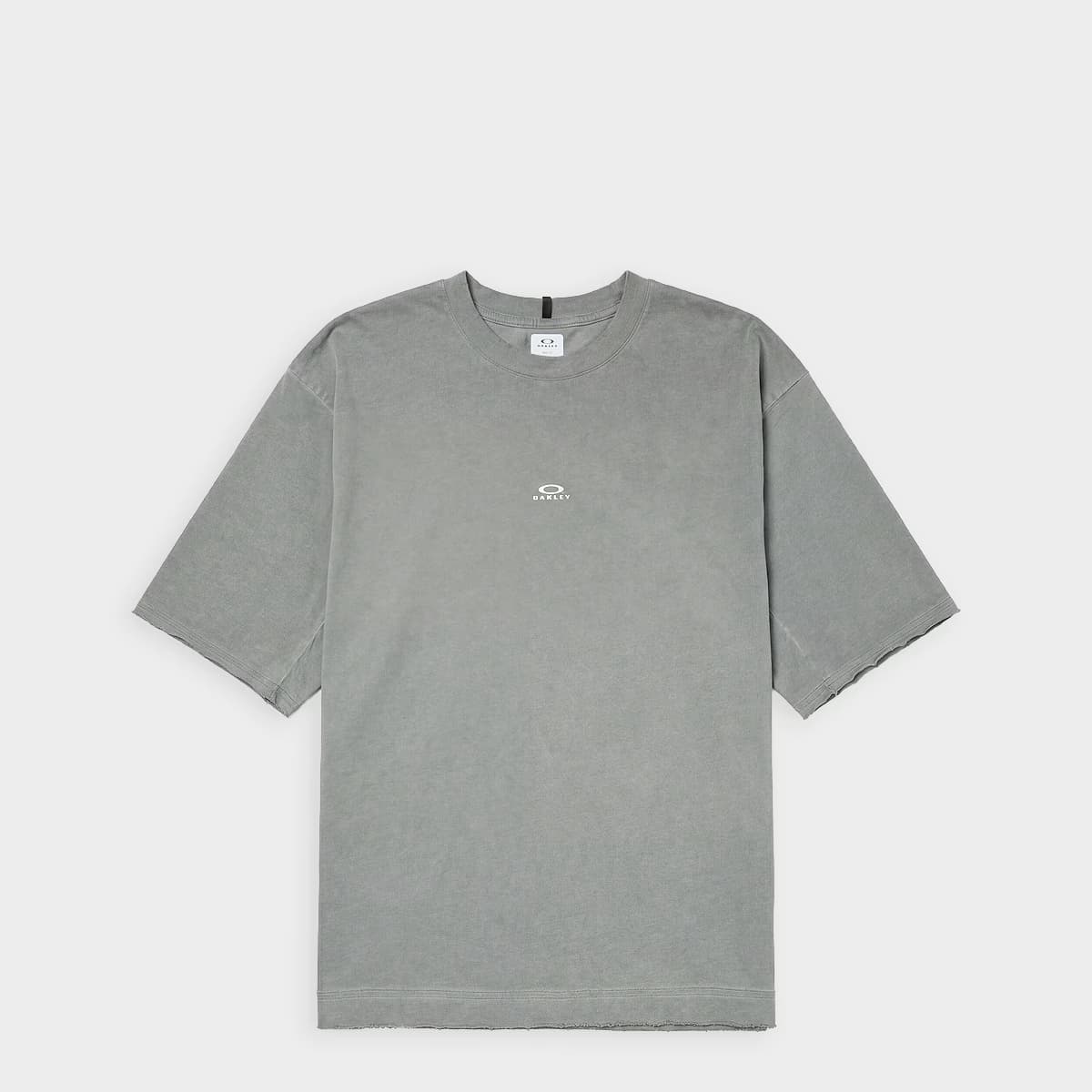 Latitude Veil Tee by Oakley