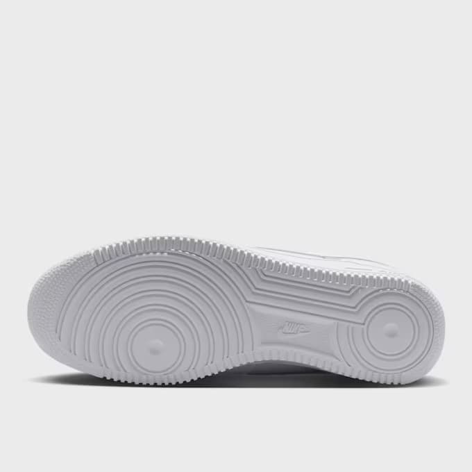 Wmns Air Force 1 "Triple White" (2001 Shape) 12