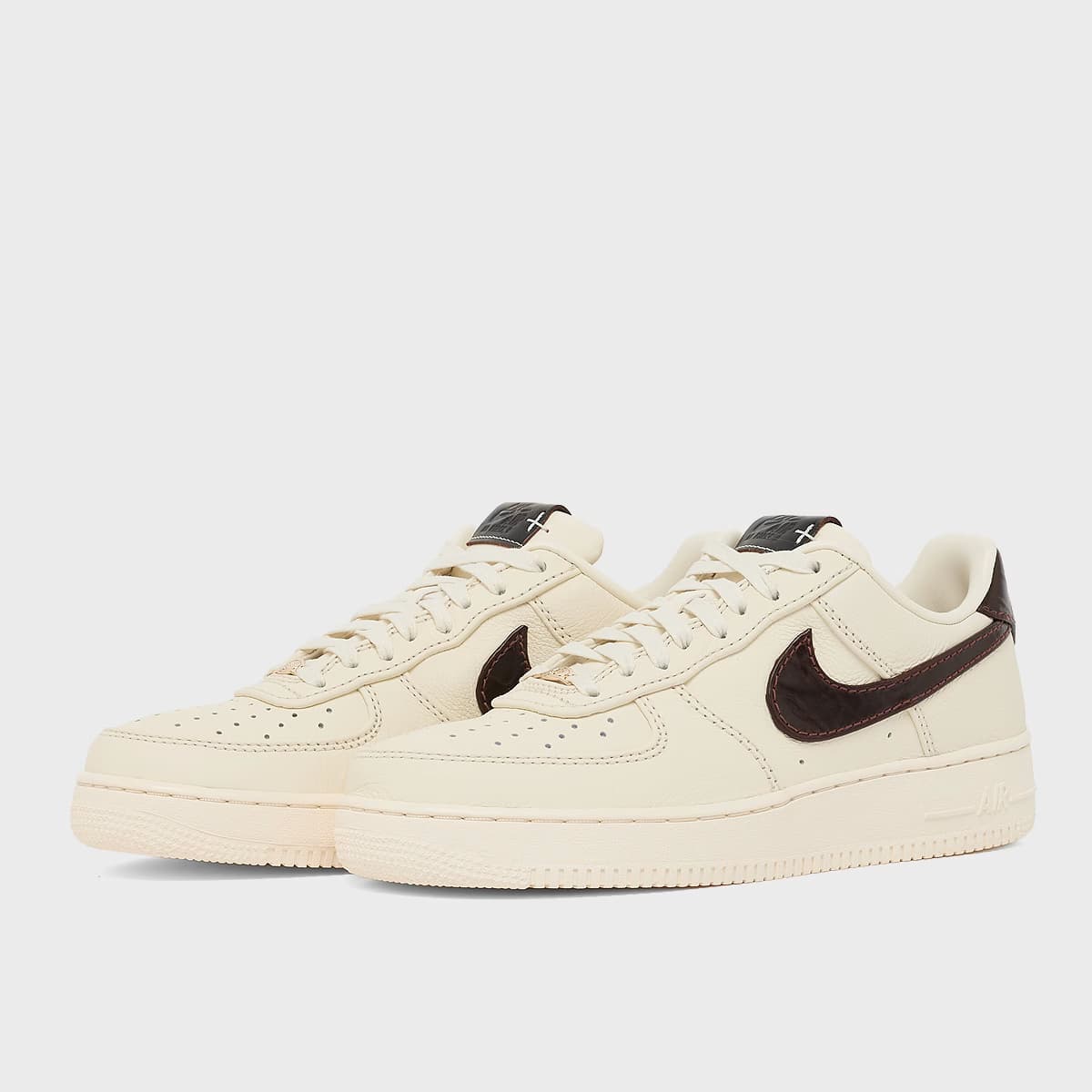 Air Force 1 '07 by Nike