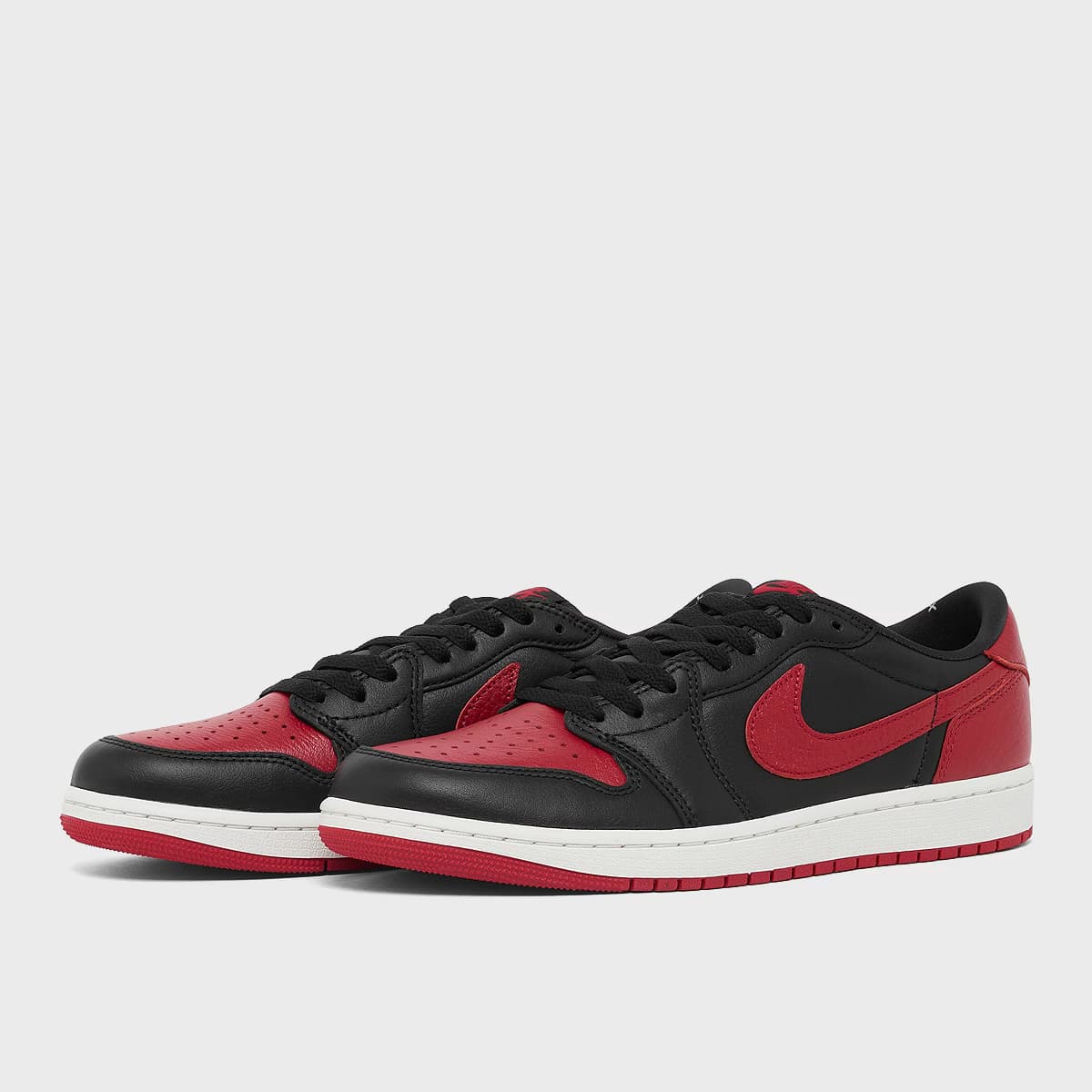 Air Jordan 1 Low OG Bred "Banned" by Jordan