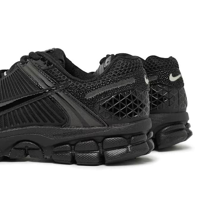 Wmns Zoom Vomero 5 14