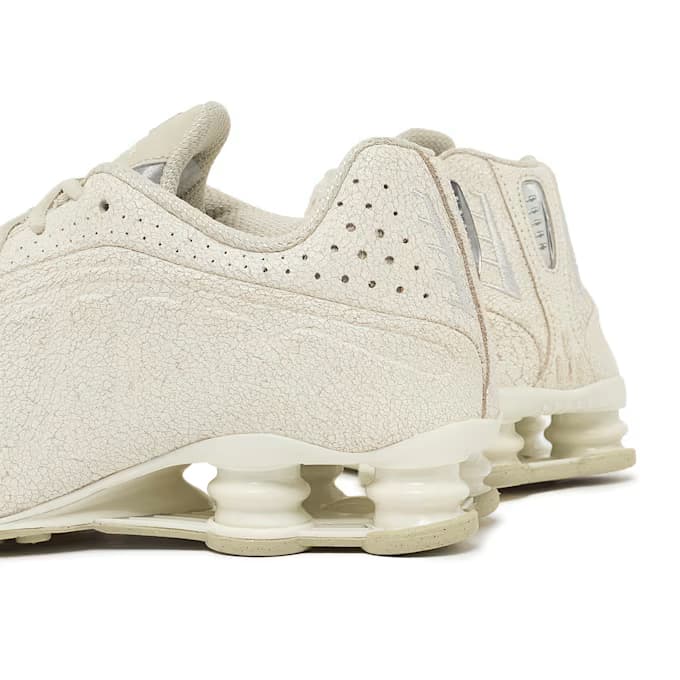 Wmns Shox R4 QS 14