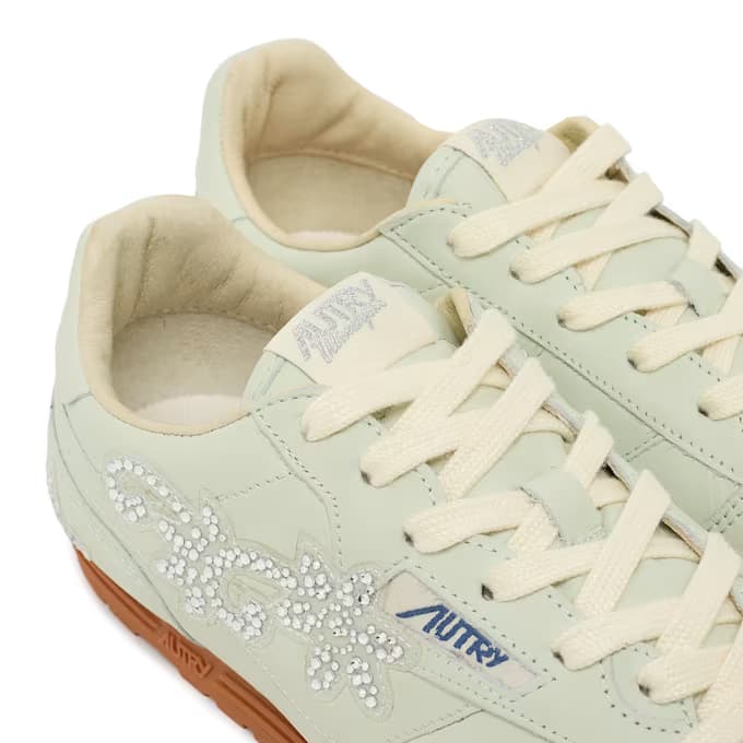 Wmns Windspin 14