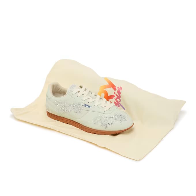 Wmns Windspin 15