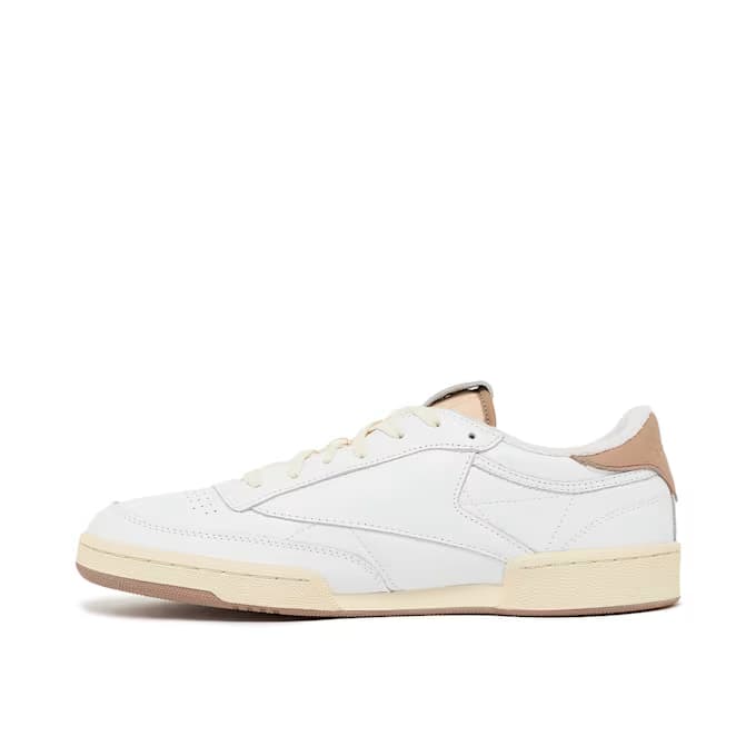 x solebox Wmns Club C 85 Vintage 11