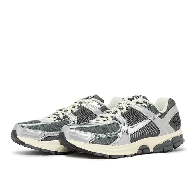 Zoom Vomero 5 "Iron Grey Chrome" 9
