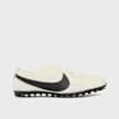 Wmns Moon Racer "Soft Pearl and Black" 3