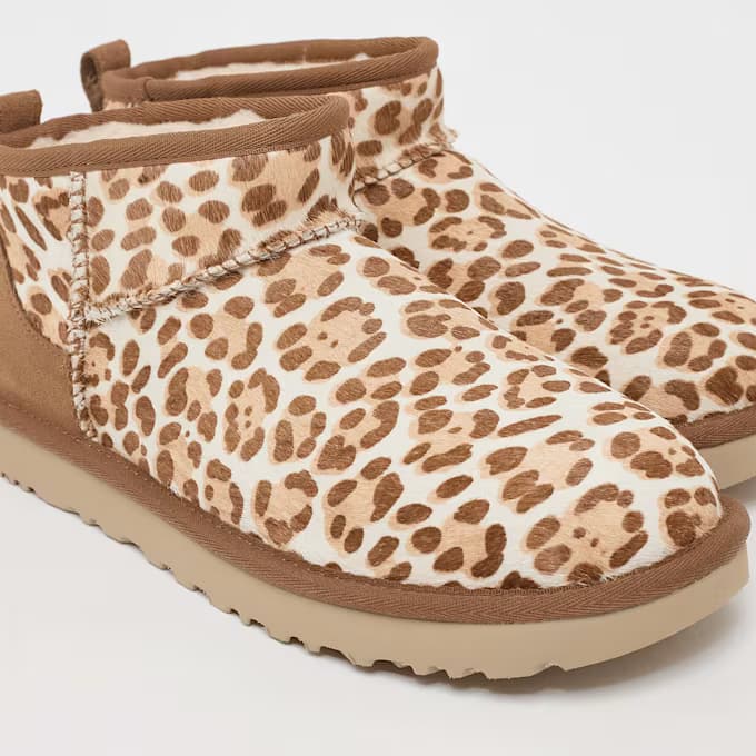 Wmns Classic Ultra Mini Plains 14