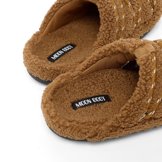 Wmns Teddy Slipper by Moon Boot