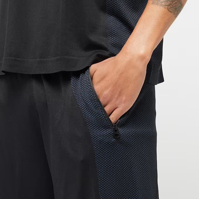 Seamless Short by Alpha Industries