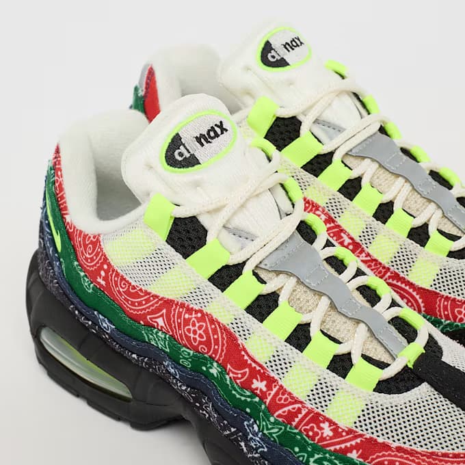 Air Max 95 Big Bubble "Paisley Bandana" 15