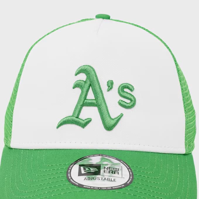 League Essential Trucker Cap Oakland Athletics 9