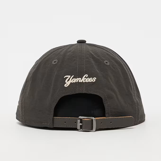 New York Yankees Nylon Strapback Cap 7