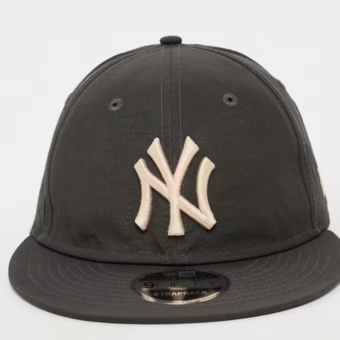 New York Yankees Nylon Strapback Cap 9