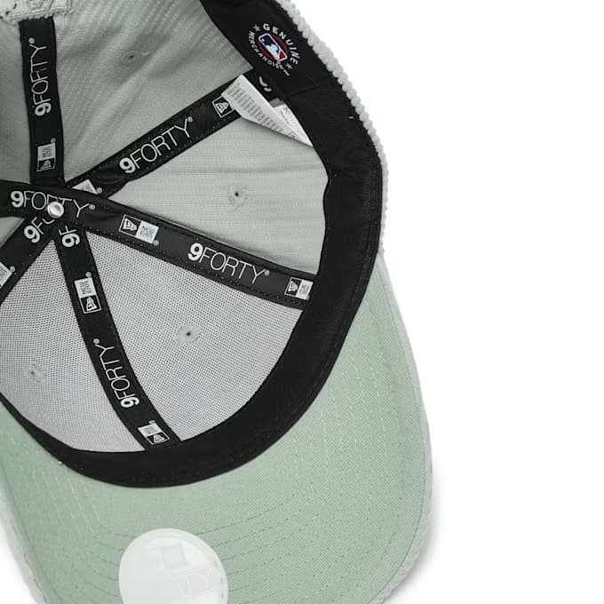 Pastel Cord 9Forty New York Yankees Cap by New Era