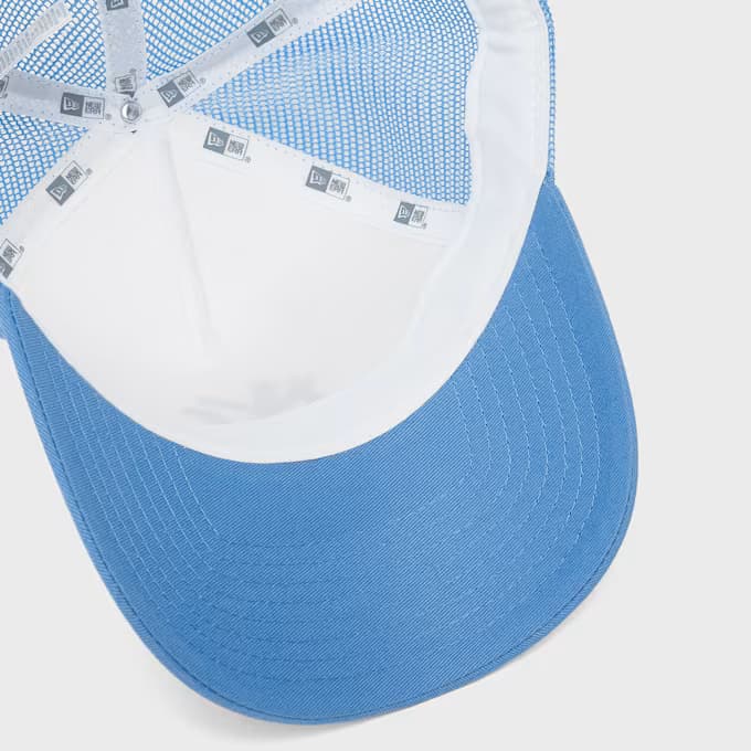 League Essential Trucker Cap New York Yankees 8