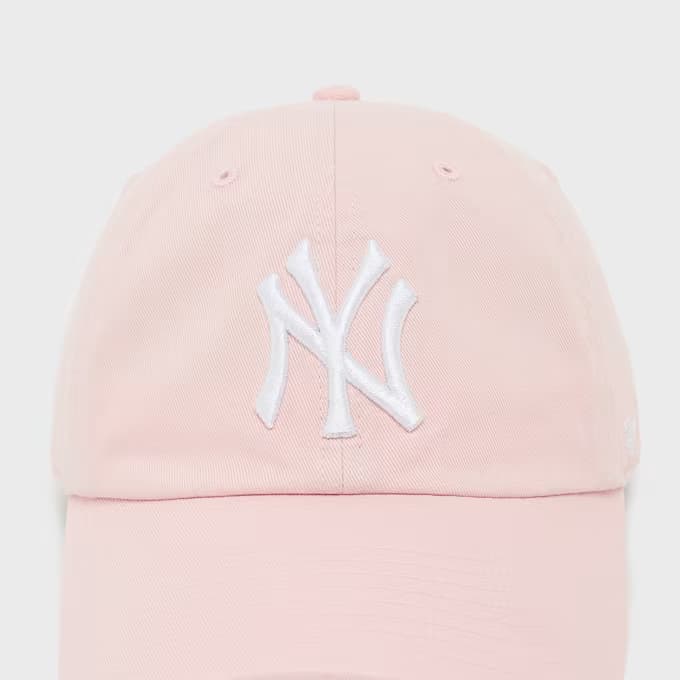 MLB New York Yankees Clean Up 9