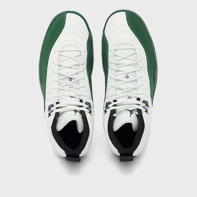 Air Jordan 12 Retro "Bucks" 12