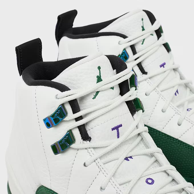 Air Jordan 12 Retro "Bucks" 14